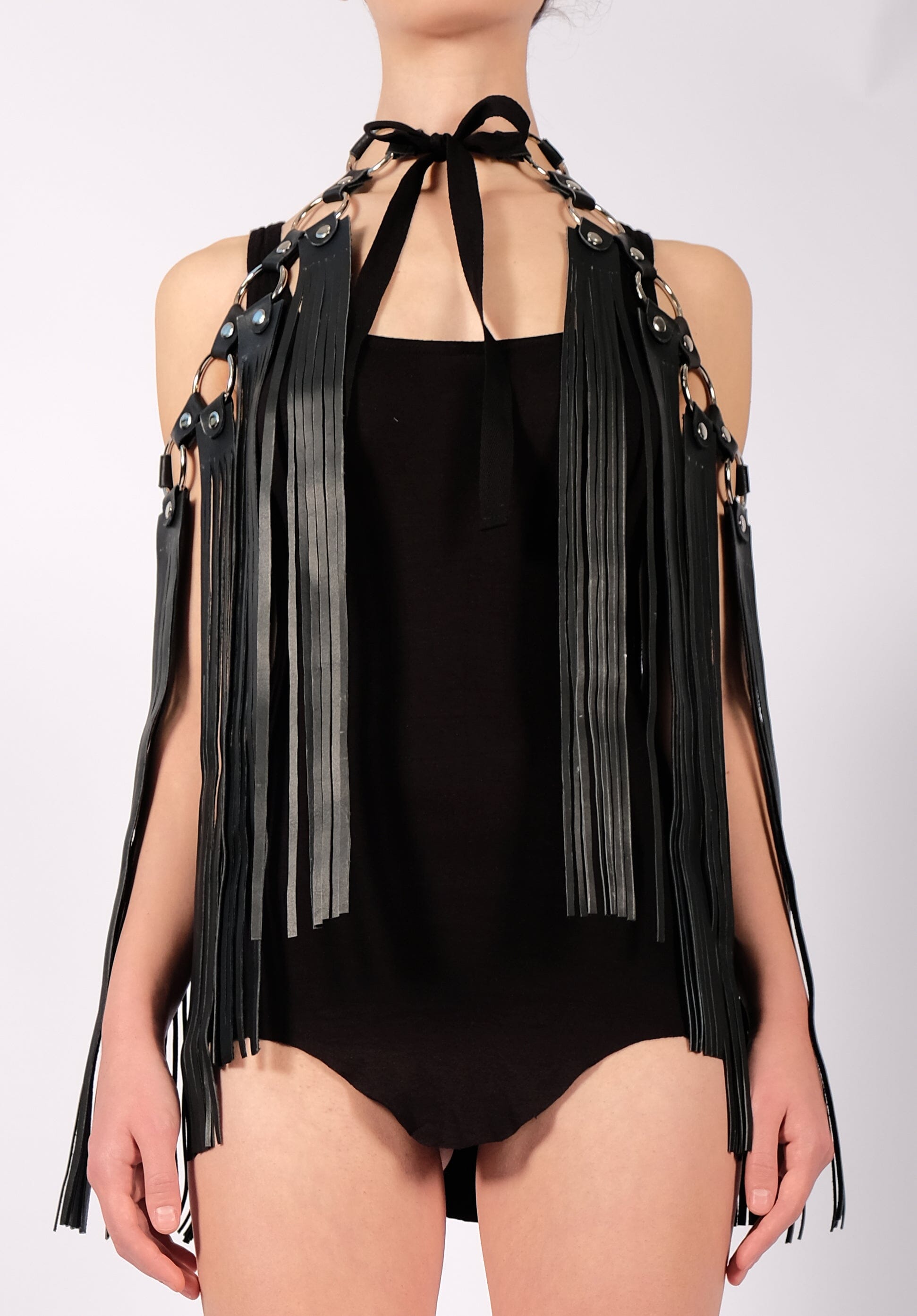 Ring Shoulder Harness with Fringe – David's Road US